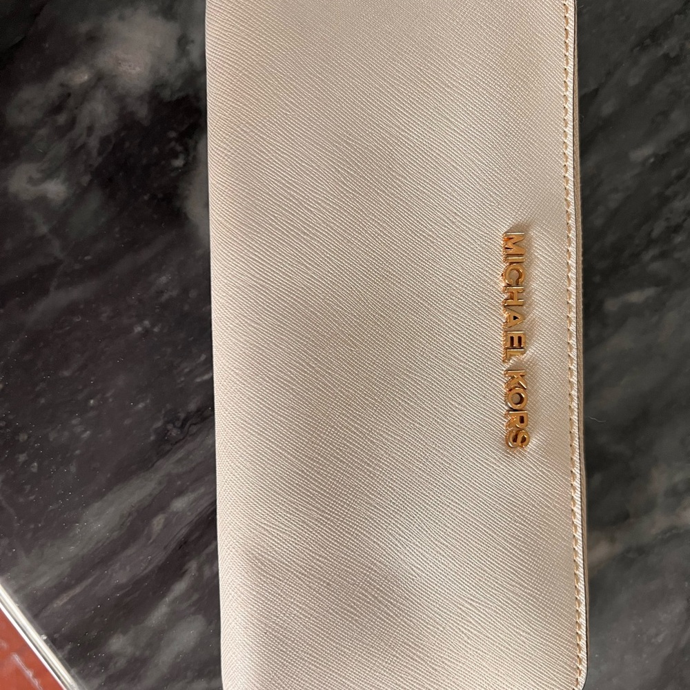 Michael Kors wallet